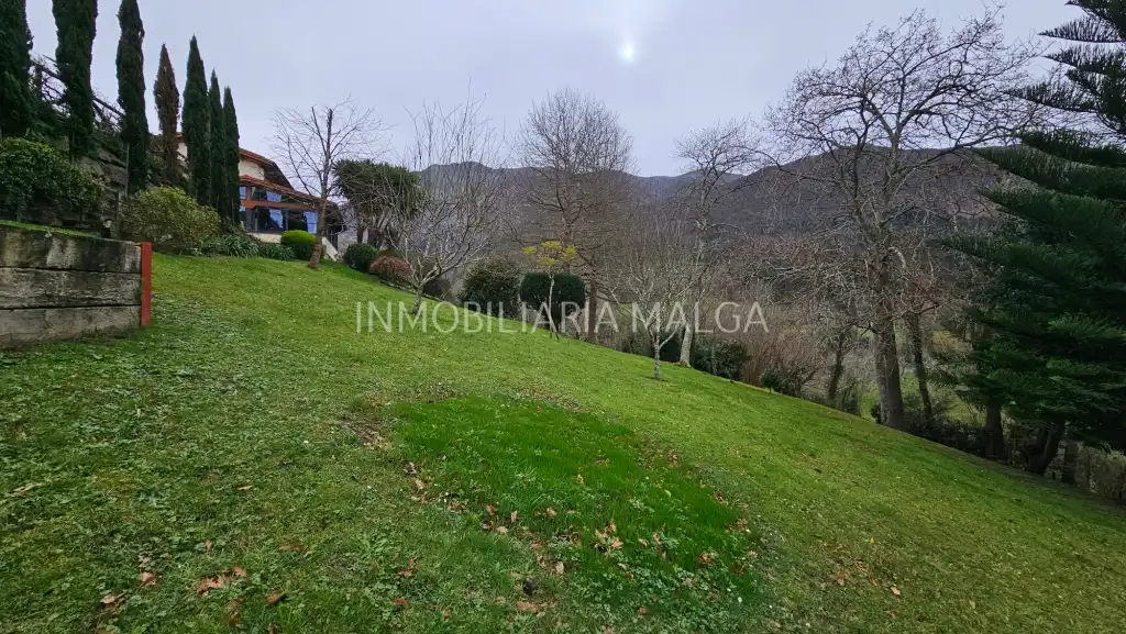 Casa o chalet en venta en Colunga con Calefacción, Jardín privado y Parquet