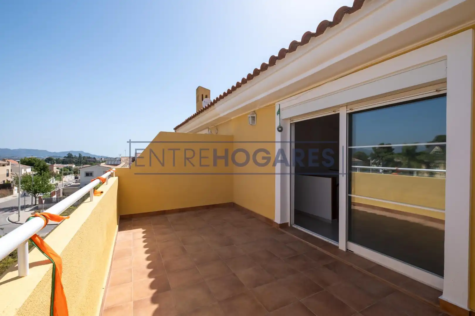 Terrasse von Einfamilien-Reihenhaus zum Verkauf in Moncada