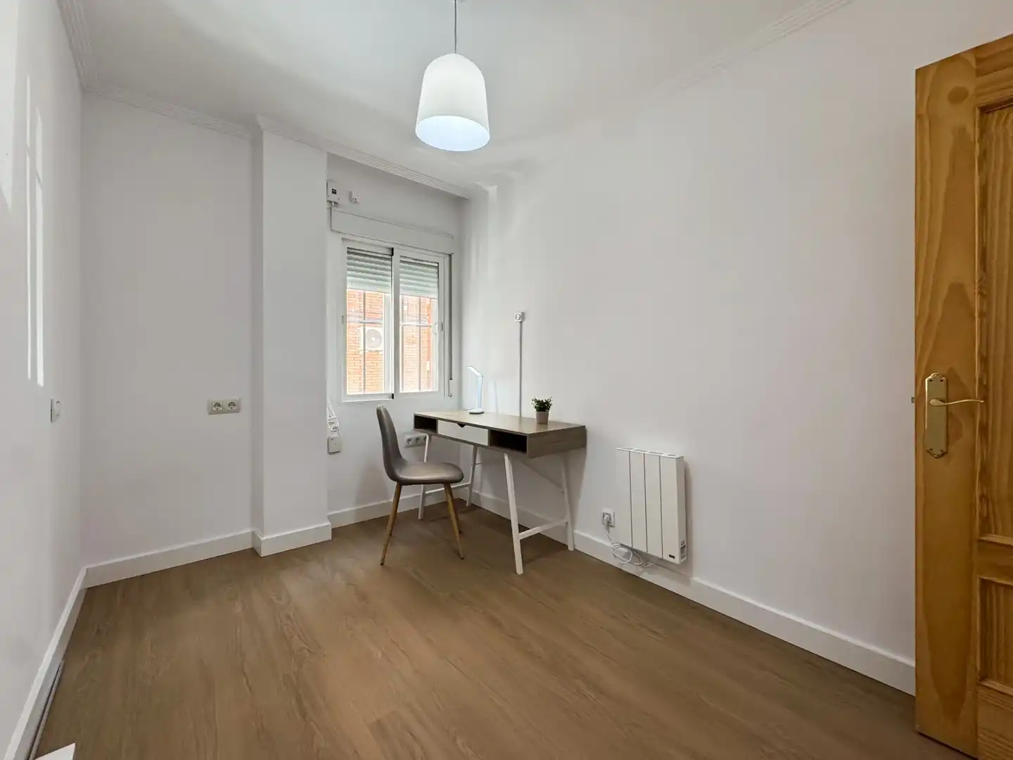 Bedroom of Flat for rent in Puertollano  with Air Conditioner, Heating and Furnished