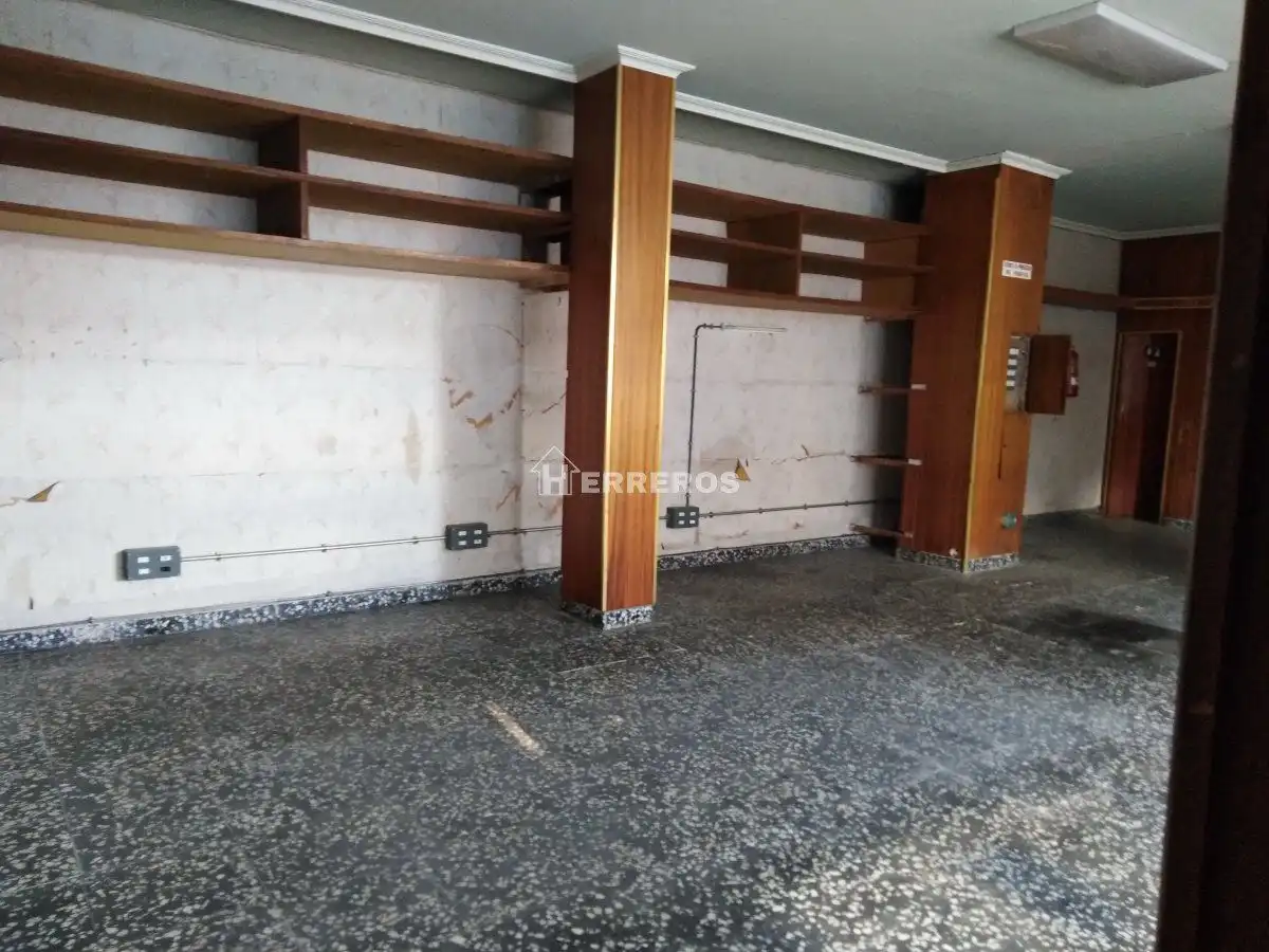 Local commercial à vendre à AVDA. DE NAVARRA, imagen 5