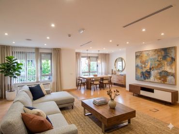 Apartament amb ascensor en venda a Calle Maria Zambrano