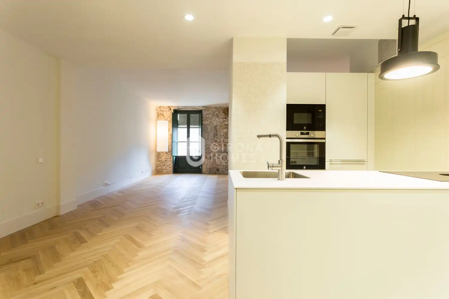Apartments for rent in Centre - Barri Vell