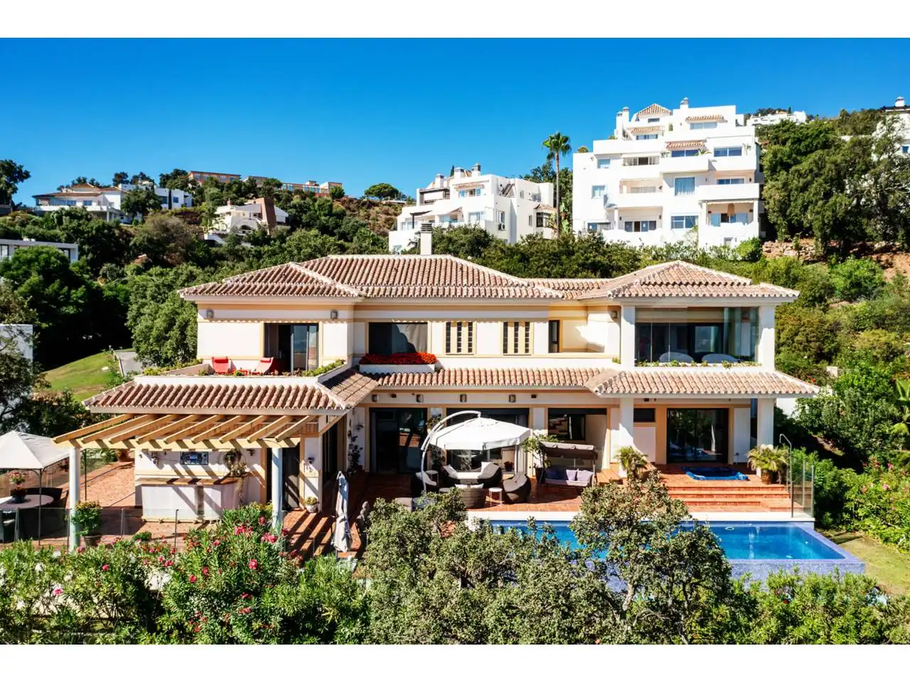 Vista exterior de Casa o chalet en venta en Ojén con Aire acondicionado, Calefacción y Jardín privado