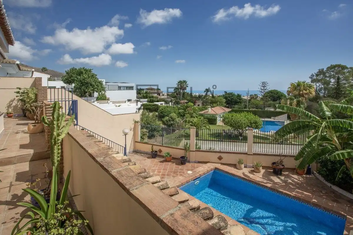 Detached homes for sale in de la Cañada, Rancho Domingo - La Hacienda