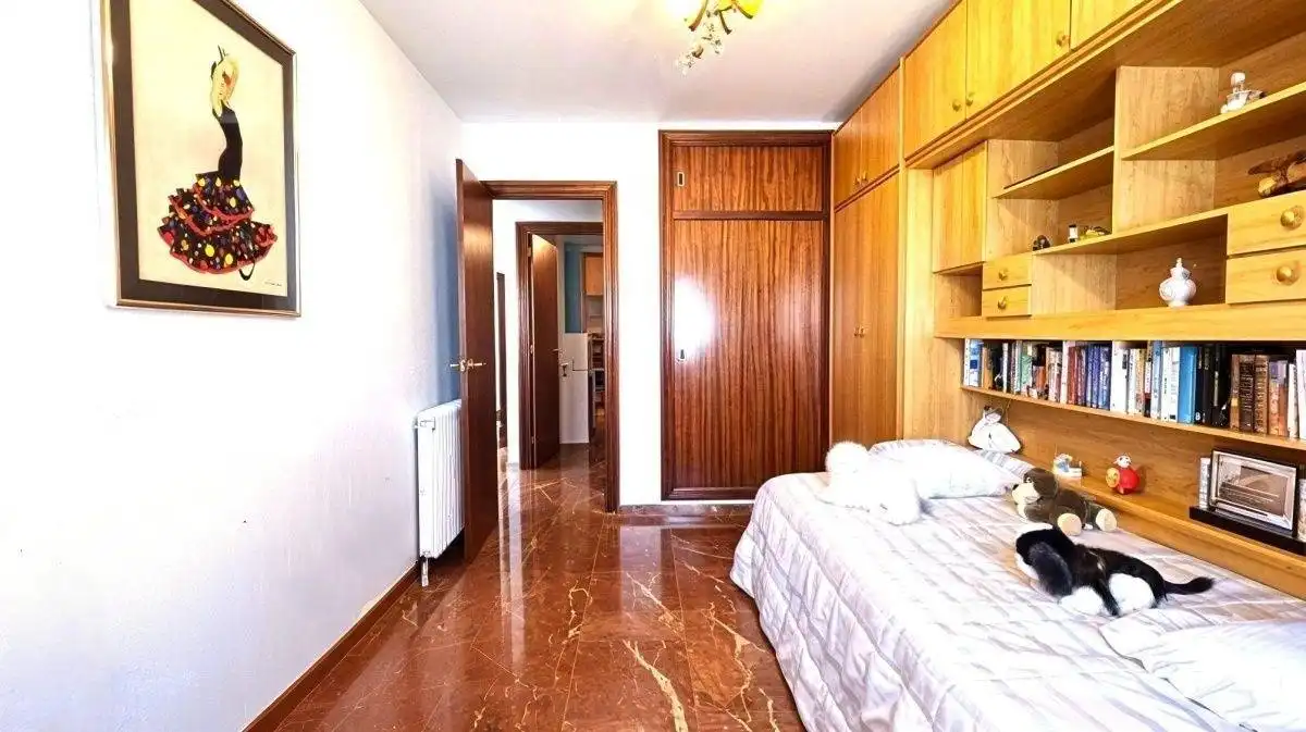 Dormitori de Pis en venda en Reus amb Calefacció, Terrassa i Traster