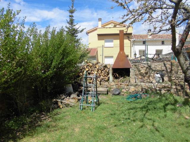 Casa-chalet en Venta en Diseminado Ocon en Ocón