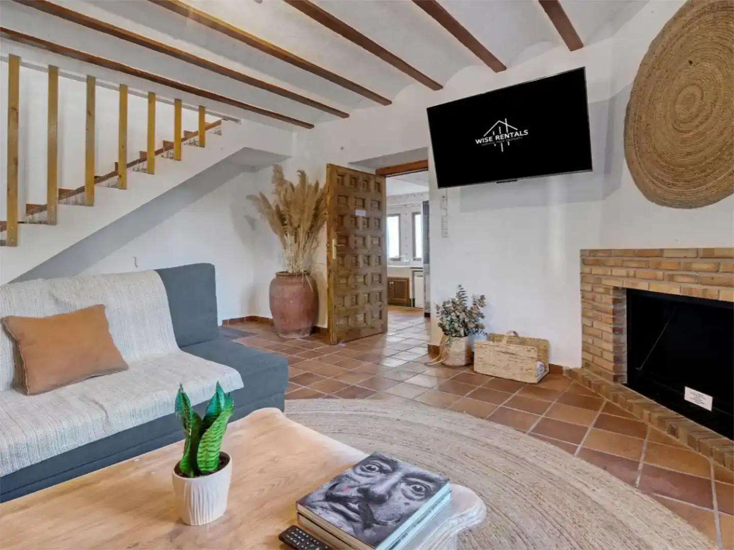 Sala de estar de Finca rústica de alquiler en Algemesí con Aire acondicionado, Jardín privado y Piscina