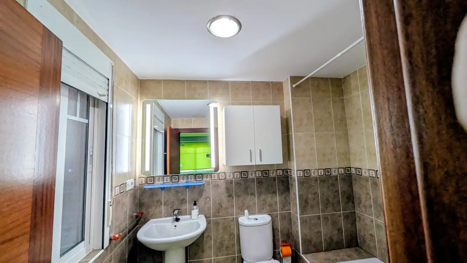 Baño de Piso de alquiler en Narón con Calefacción y Amueblado