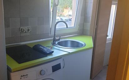 Study to rent in Calle del Arroyo del Olivar, Palomeras Bajas, Puente de Vallecas,  Madrid Capital