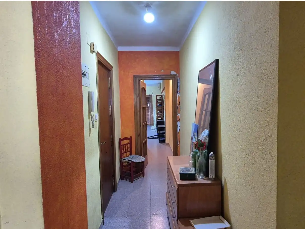 Wohnung zum Verkauf in Almería mit Balkon