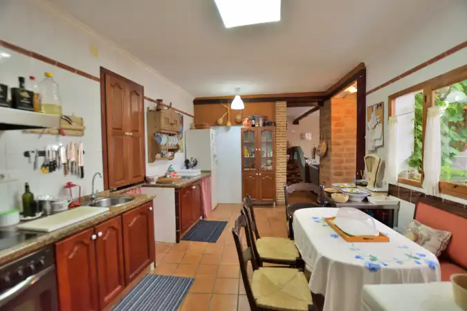 Cocina de Casa adosada en venta en Benaoján con Calefacción, Terraza y Jacuzzi