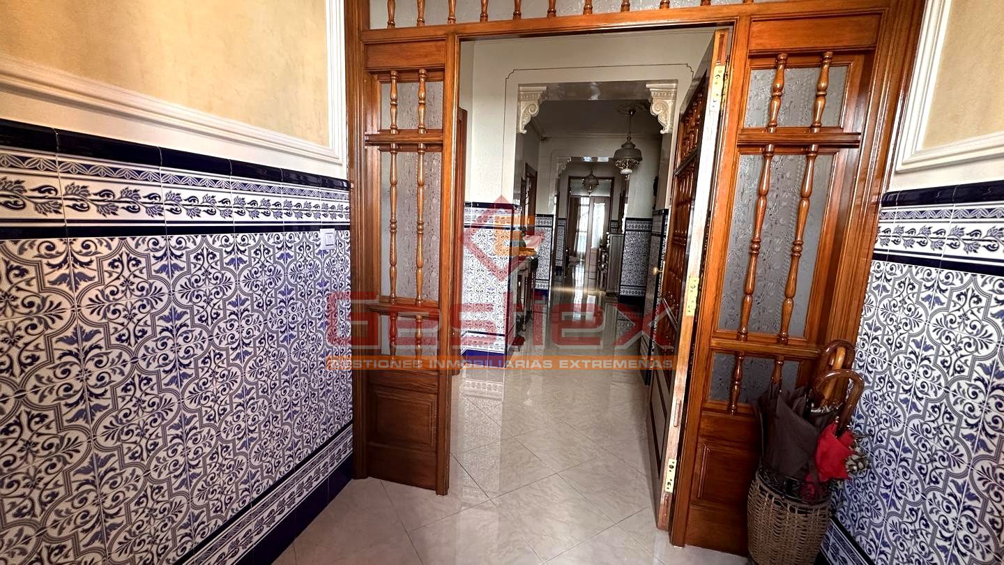 House or chalet for sale in Almendralejo  with Terrace
