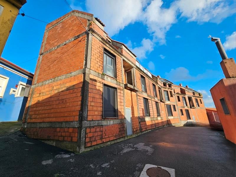 Exterior view of Building for sale in Boiro