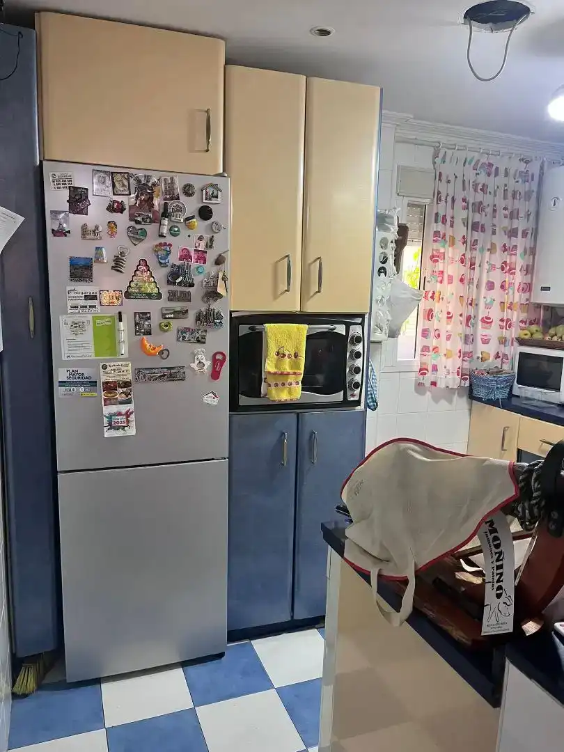 Cuina de Pis en venda en Dos Hermanas amb Aire condicionat i Balcó