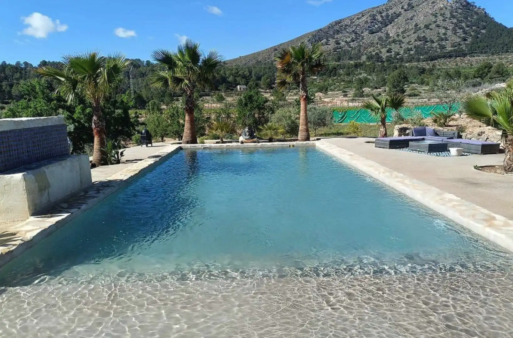 Schwimmbecken von Country house zum Verkauf in La Romana