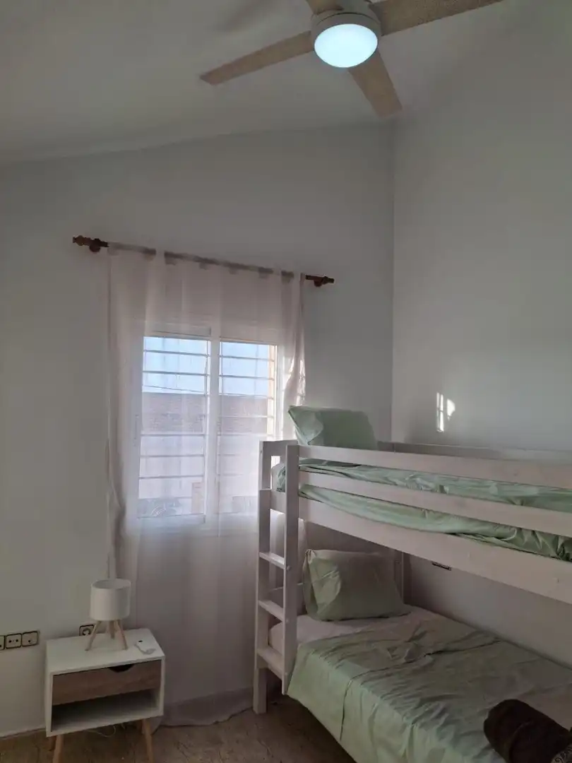 Schlafzimmer von Wohnungen zur Miete in Cartagena mit Klimaanlage, Schwimmbad und Möbliert