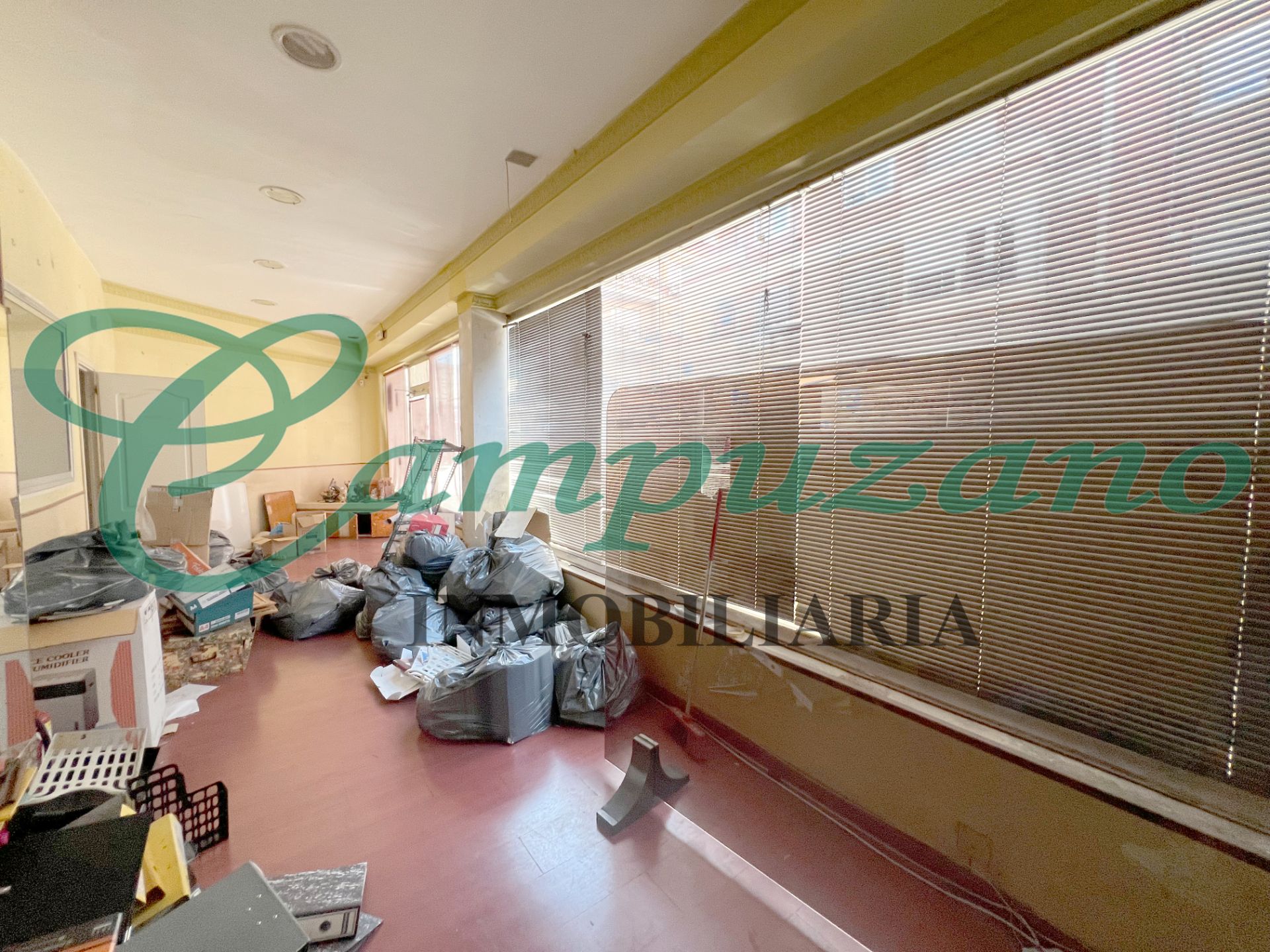 Premises to rent in Casco Antiguo, Centro