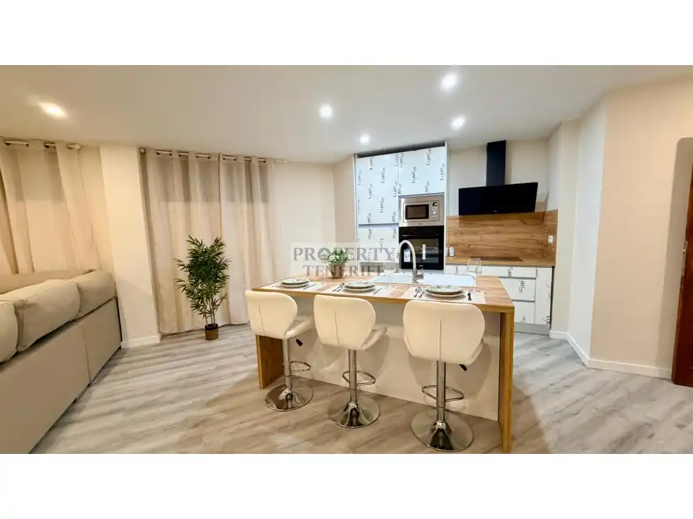 Cocina de Apartamento en venta en Arona con Amueblado