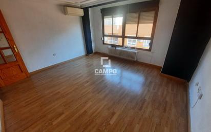 Bedroom of Flat for sale in  Albacete Capital  with Air Conditioner, Heating and Balcony