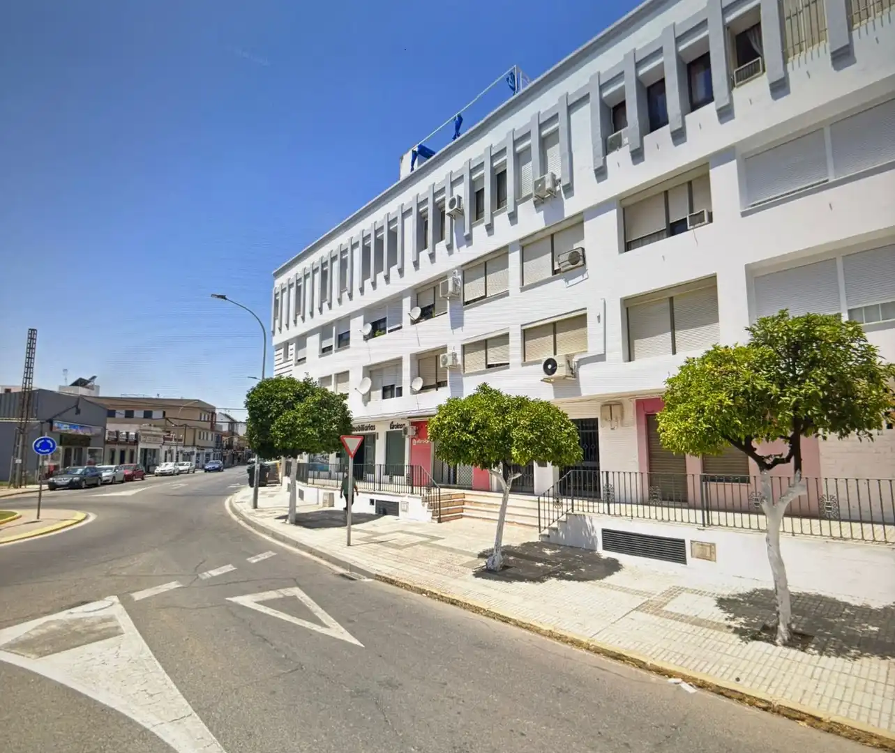 Vista exterior de Dúplex en venta en La Rinconada con Terraza