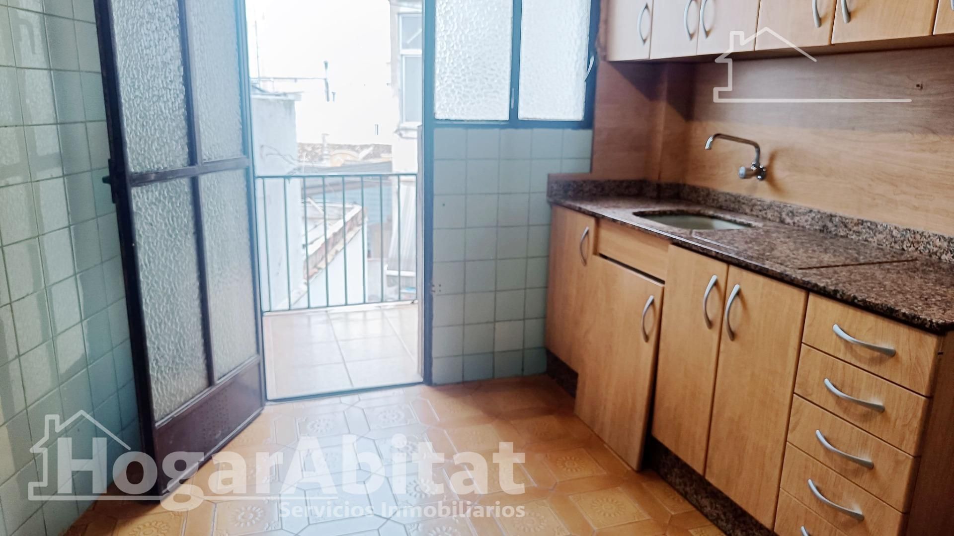 Cocina de Piso en venta en Algemesí con Terraza, Trastero y Balcón