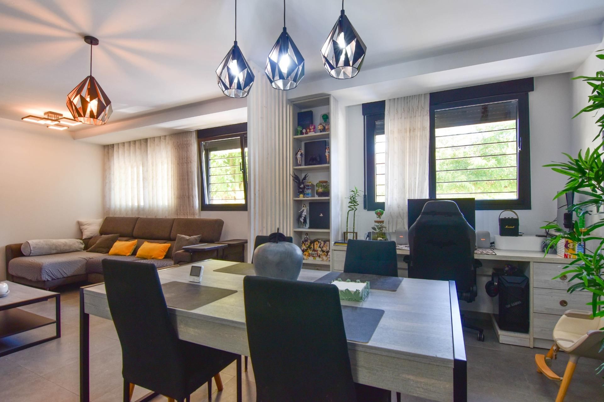 Dining room of Planta baja for sale in Paiporta  with Air Conditioner and Storage room