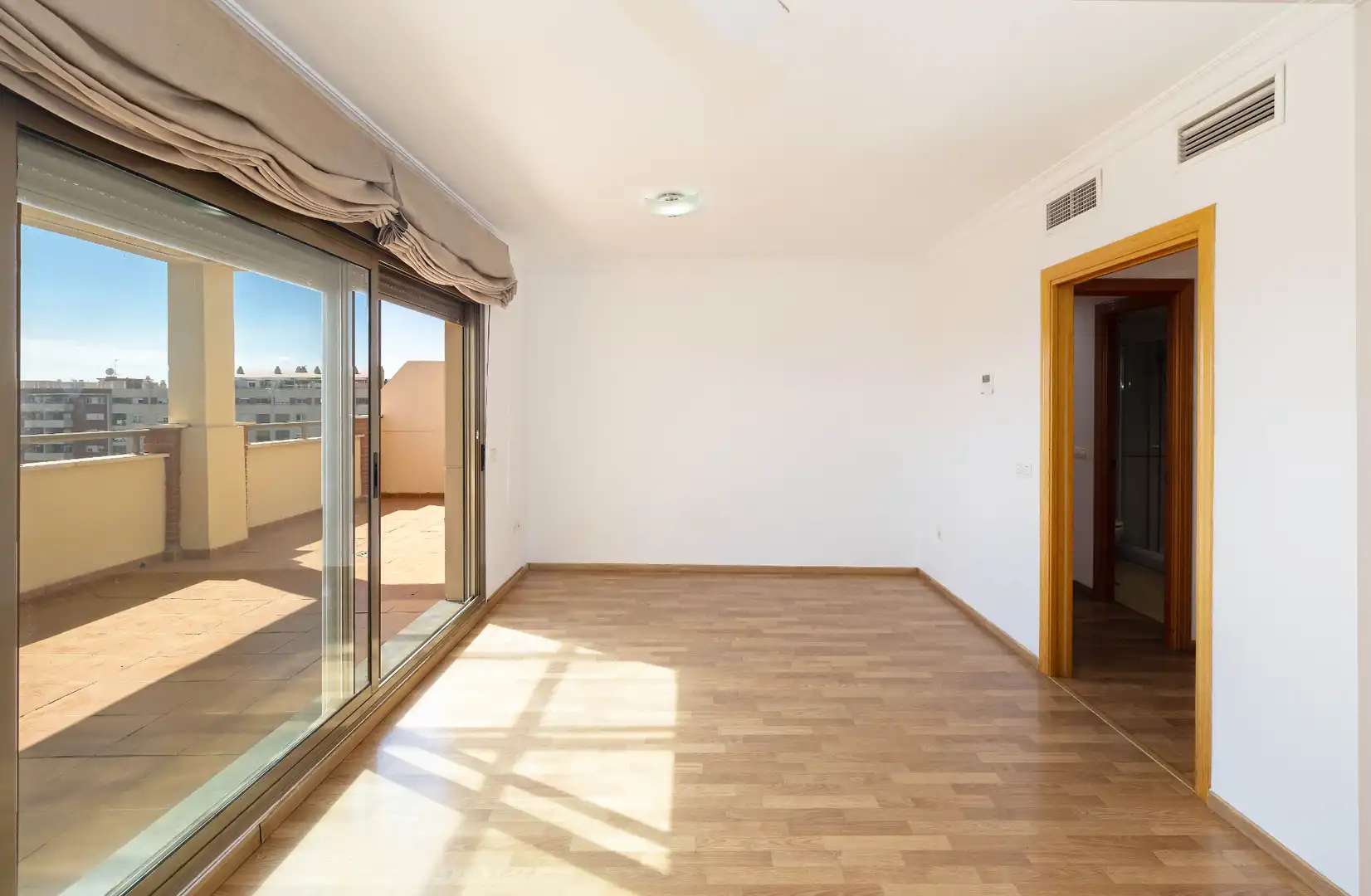 Dormitori de Àtic en venda en Málaga amb Aire condicionat, Calefacció i Terrassa