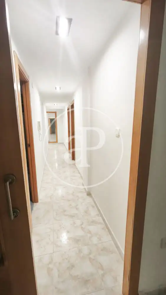 Piso en venta en Valencia con Calefacción y Balcón