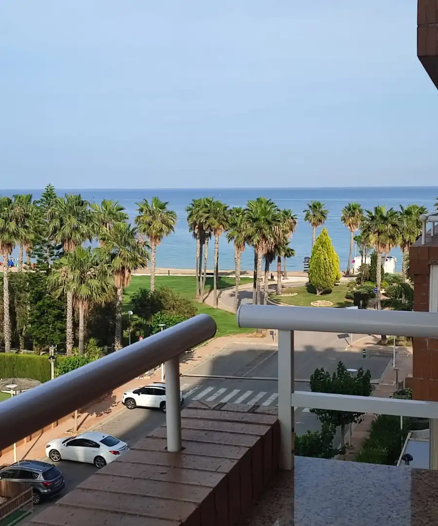 Vista exterior de Apartamento de alquiler en Oropesa del Mar / Orpesa con Aire acondicionado, Terraza y Amueblado