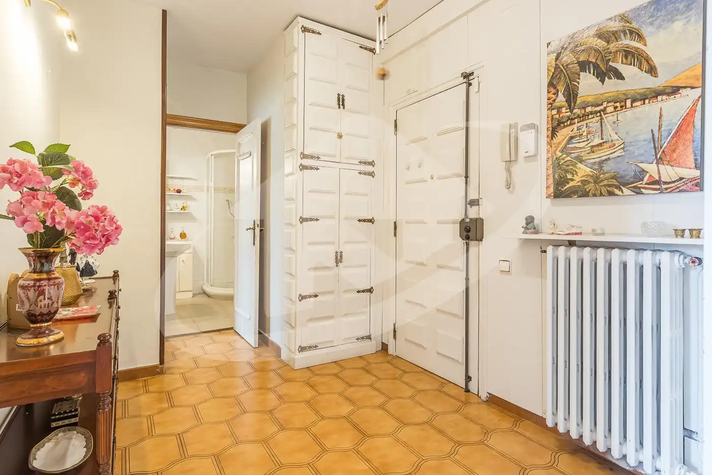 Wohnung zum Verkauf in Sabadell mit Klimaanlage, Heizung und Balkon