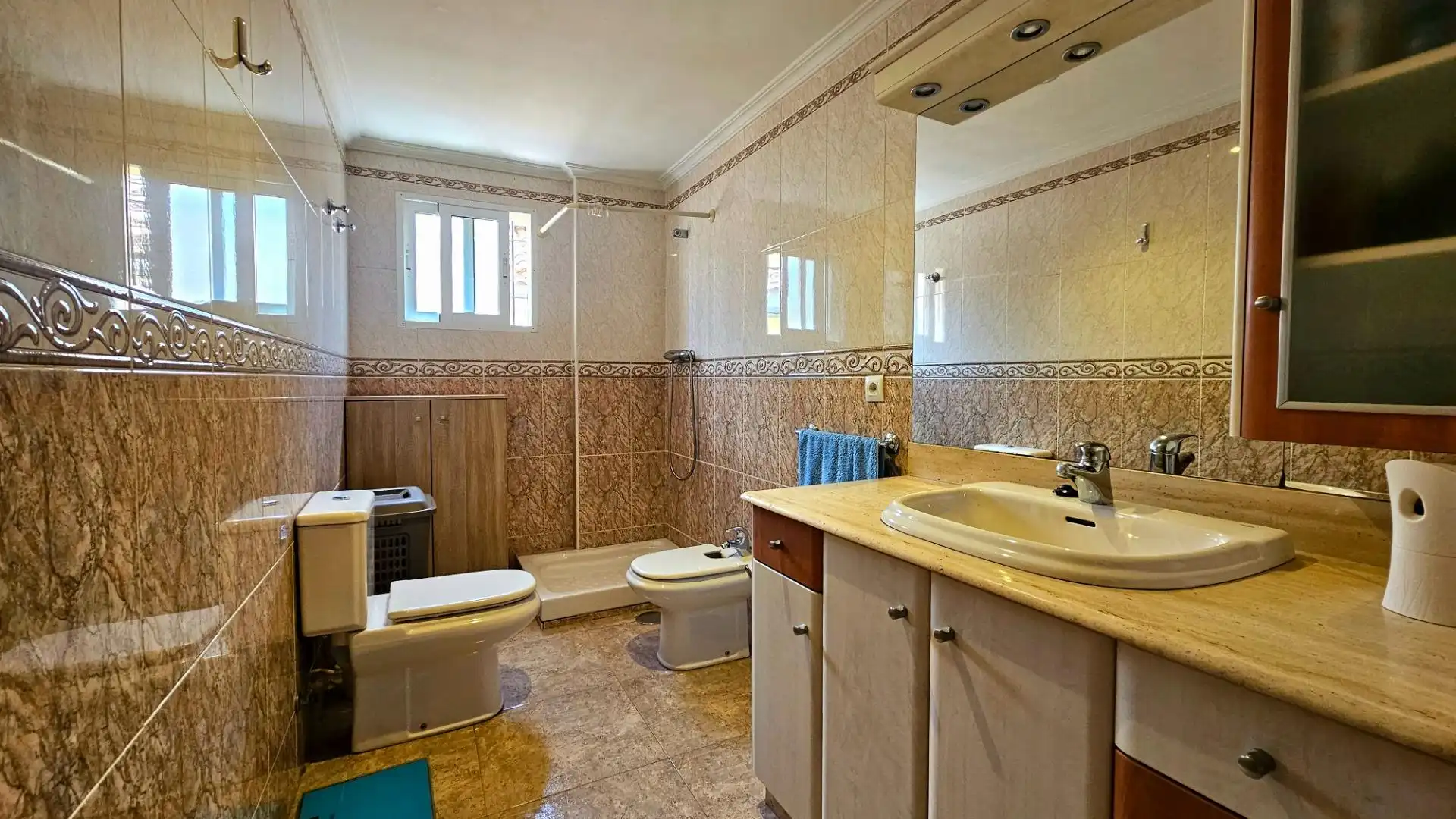 Casa amb terrassa en venda a Calle Calle José María Grajera 10B, imagen 7