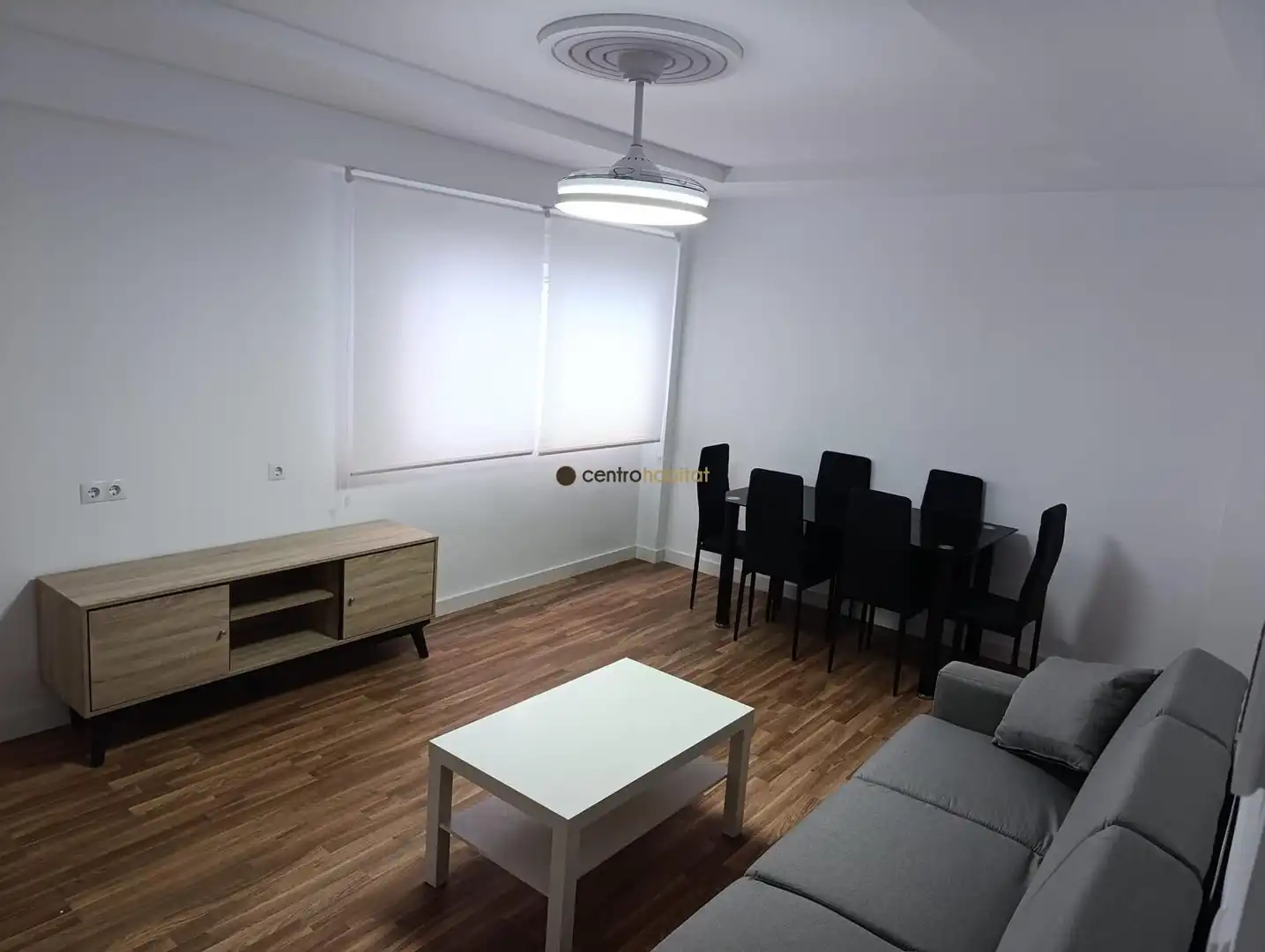 Sala de estar de Piso de alquiler en Monóvar  / Monòver con Amueblado y Balcón