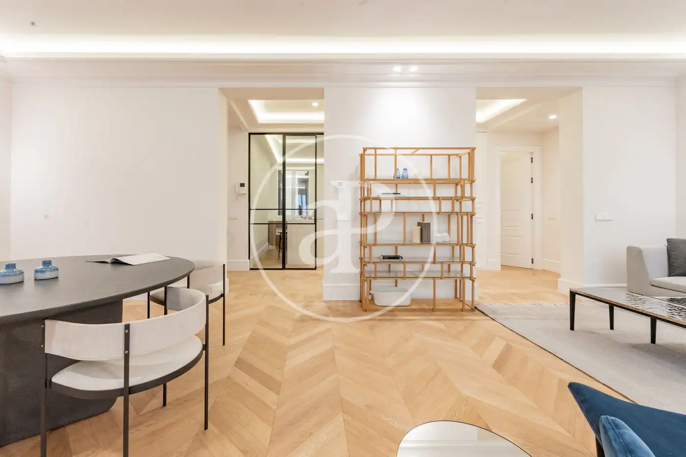 Wohnzimmer von Wohnung zum Verkauf in Madrid mit Klimaanlage, Heizung und Balkon