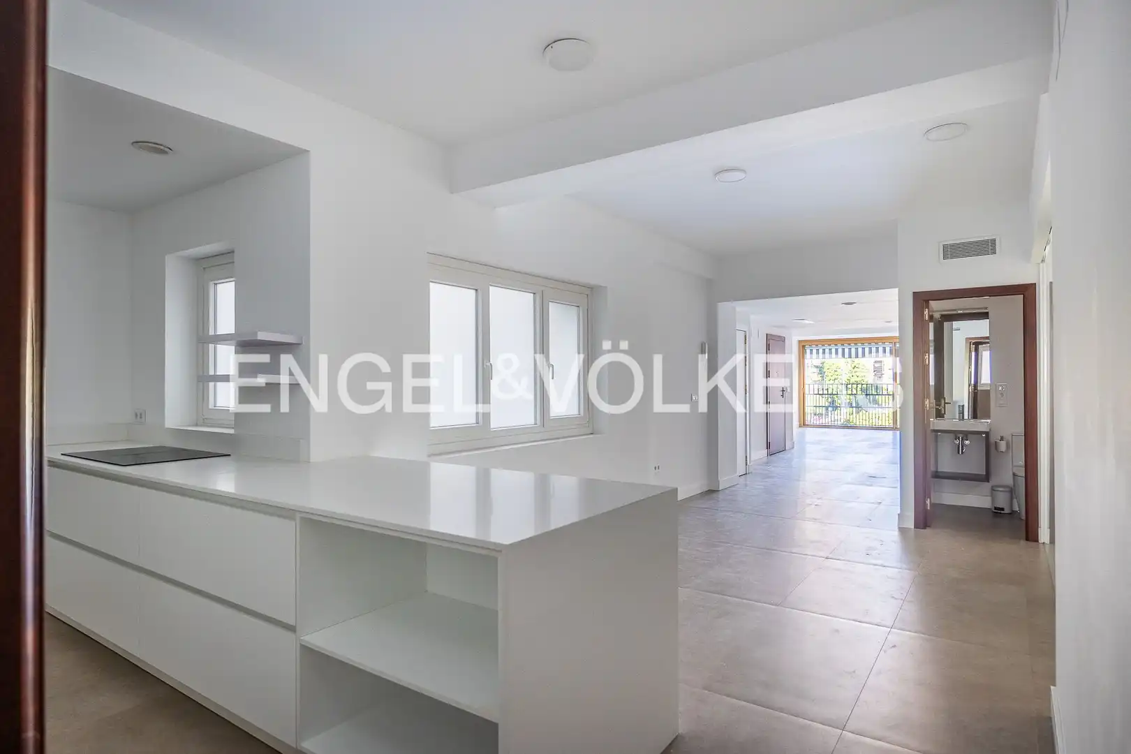 Piso con terraza en venta en Los Remedios, imagen 27