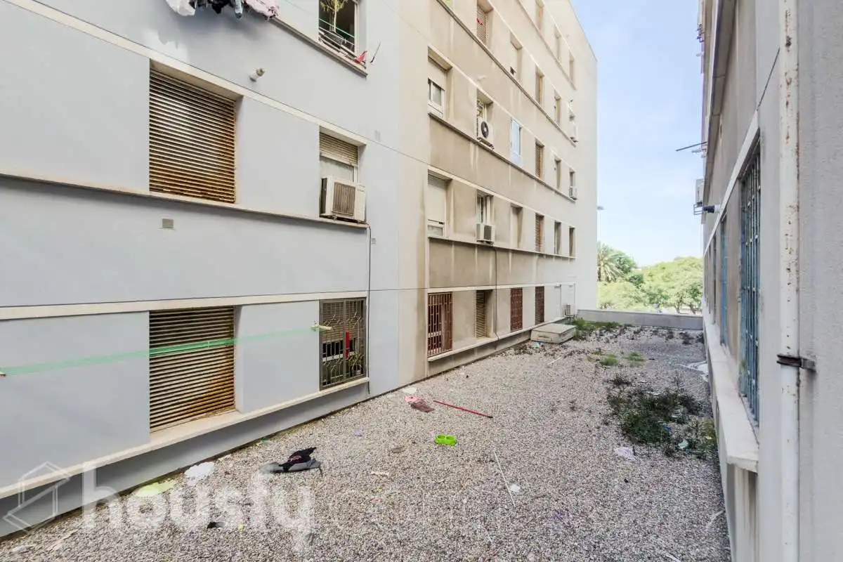 Vista exterior de Piso en venta en Ciutat Vella