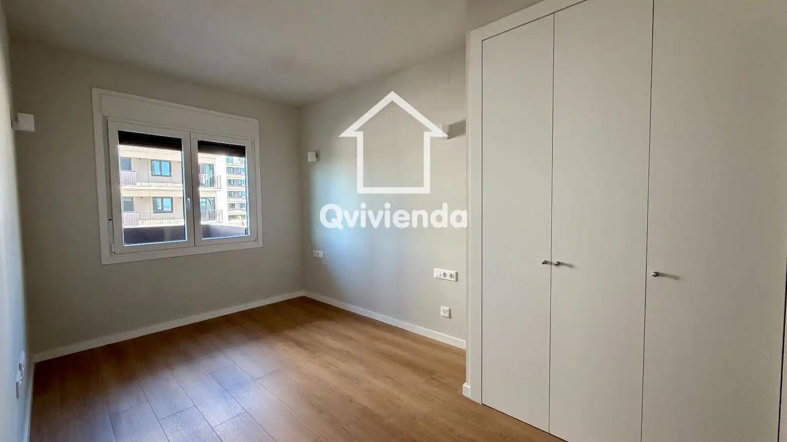 Habitación de Piso de alquiler en Terrassa con Aire acondicionado, Calefacción y Parquet