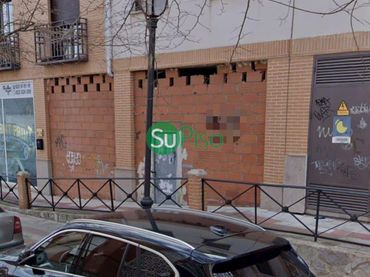 Locale commerciale in vendita a Calle Arboledas 16