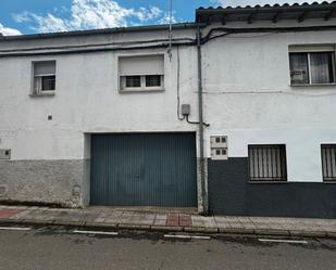 Vista exterior de Pis en venda en Torrecilla de los Ángeles amb Traster