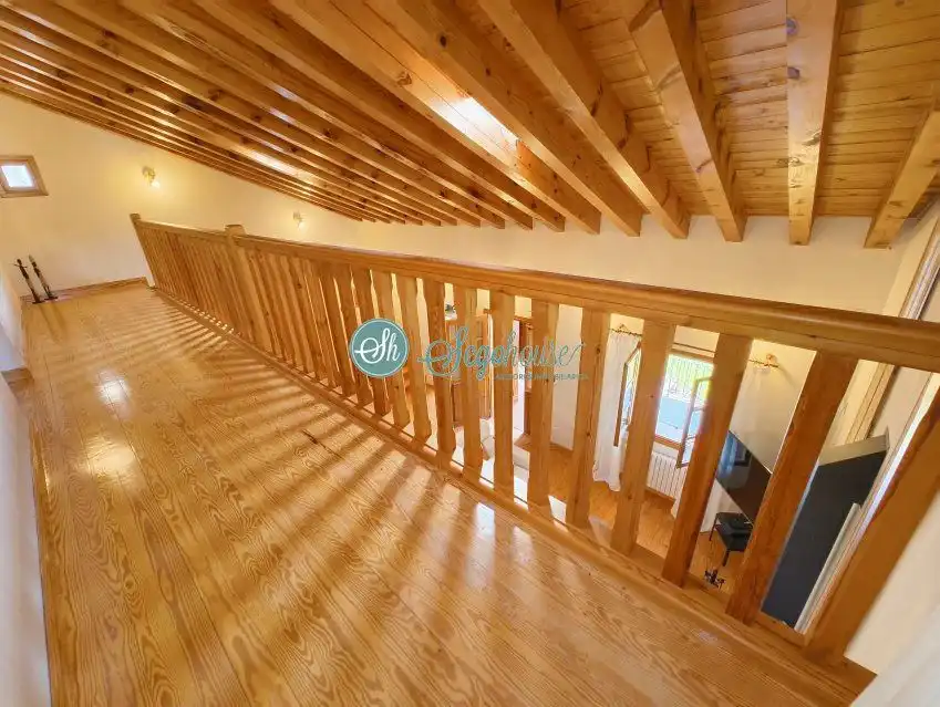 Casa o chalet en venta en Palazuelos de Eresma con Calefacción, Terraza y Amueblado