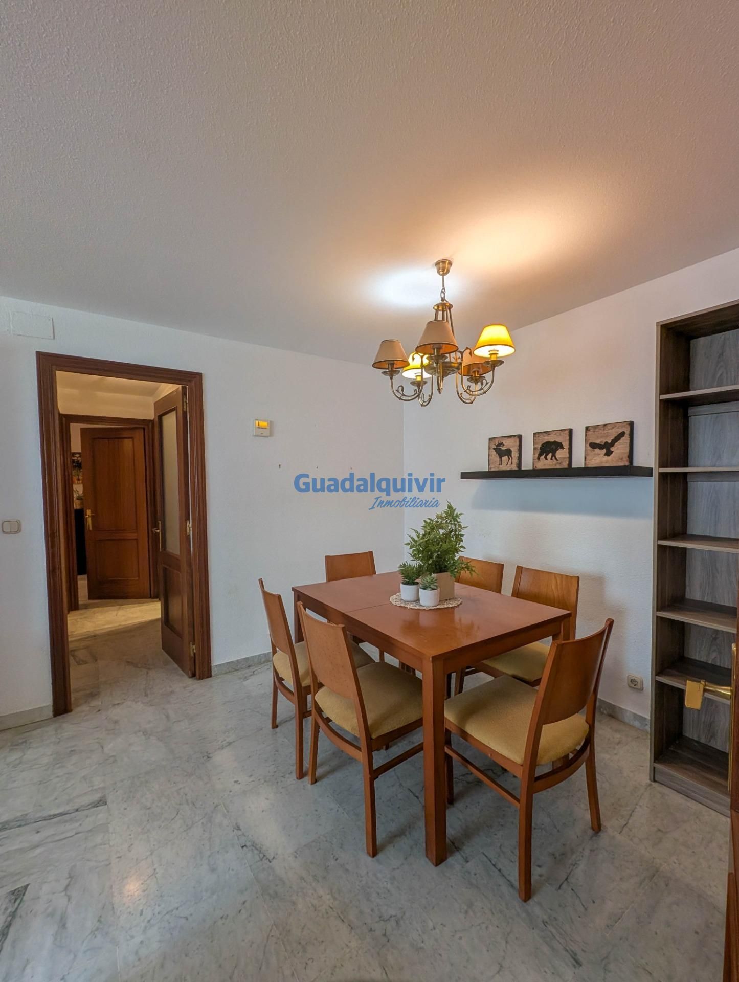 Dining room of Flat for sale in  Sevilla Capital  with Air Conditioner, Terrace and Community pool