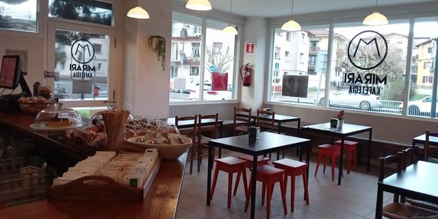 Local comercial en Venta en Virgen Milagrosa Kalea en Centro - Mendibil - Santiago