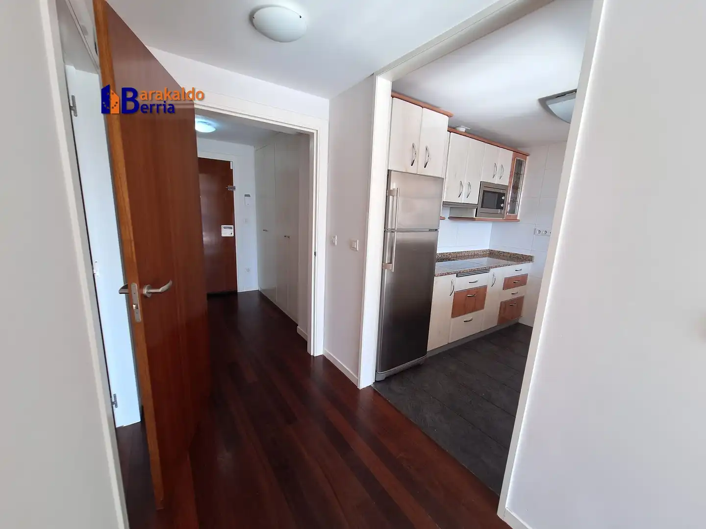 Apartamento en venta en Barakaldo  con Calefacción