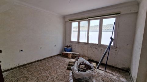 Foto 3 de Piso en venta en A Gándara, Narón