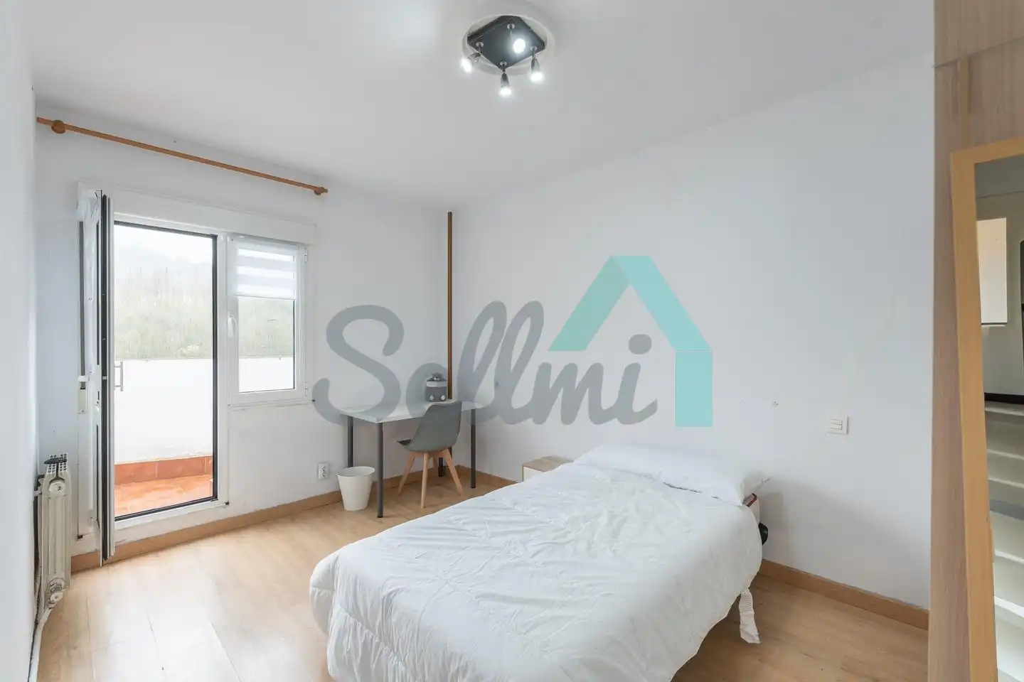 Bedroom of Flat for share in San Lázaro - Otero - Villafría