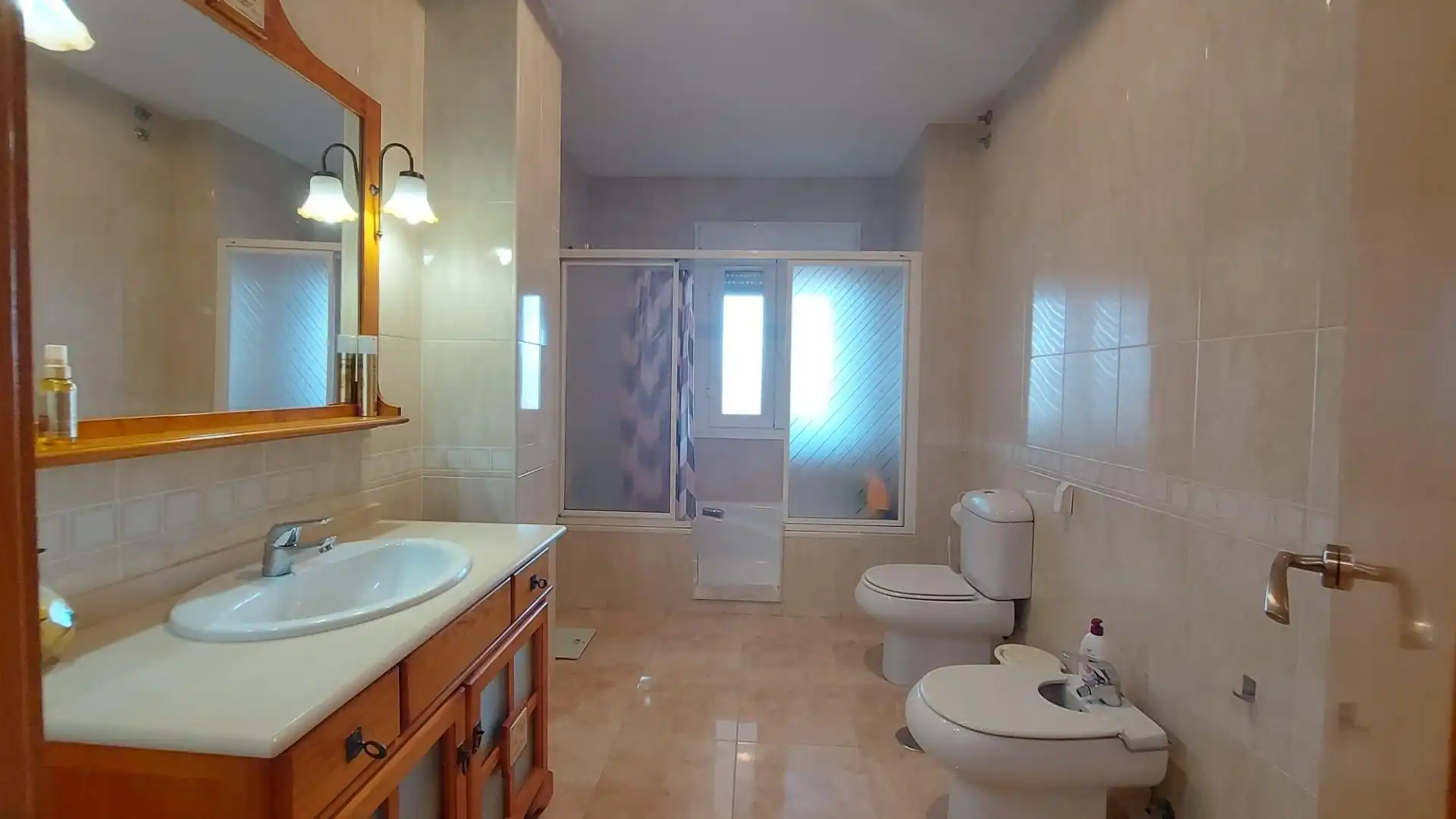 Baño de Piso en venta en El Ejido con Aire acondicionado, Calefacción y Terraza