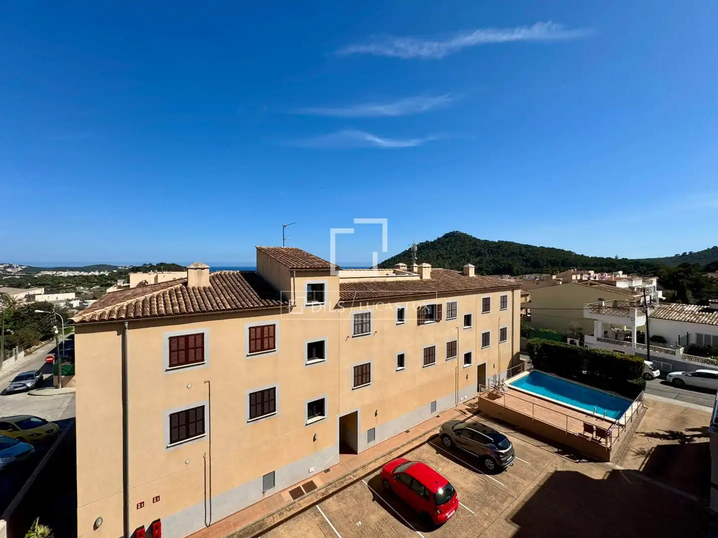 Vista exterior de Ático en venta en Capdepera con Calefacción, Parquet y Terraza