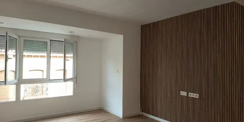Dormitori de Pis en venda en Oliva amb Aire condicionat, Terrassa i Moblat