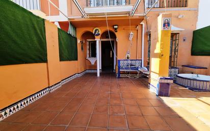 Casa adosada en venda en Gines amb Terrassa