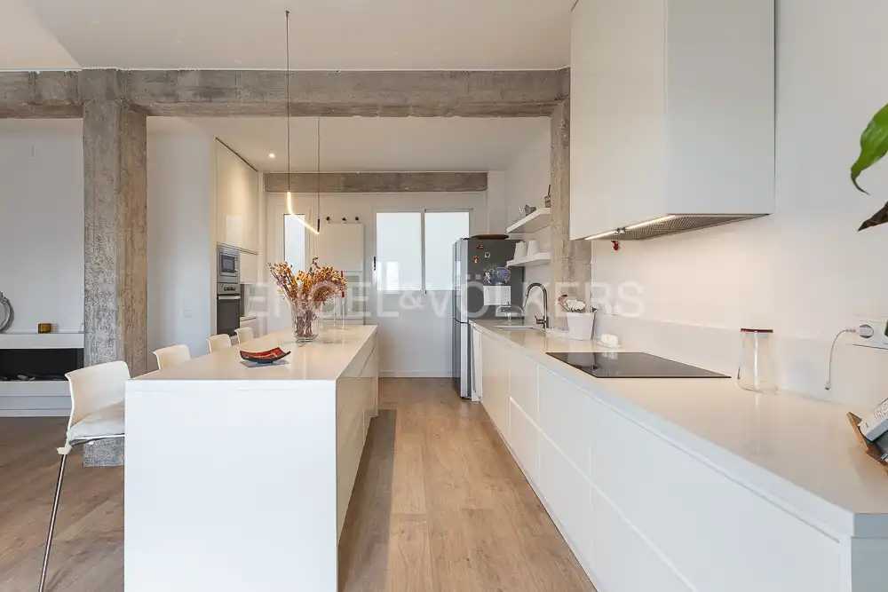 Kitchen of Flat for rent in Valencia  with Air Conditioner, Heating and Parquet flooring