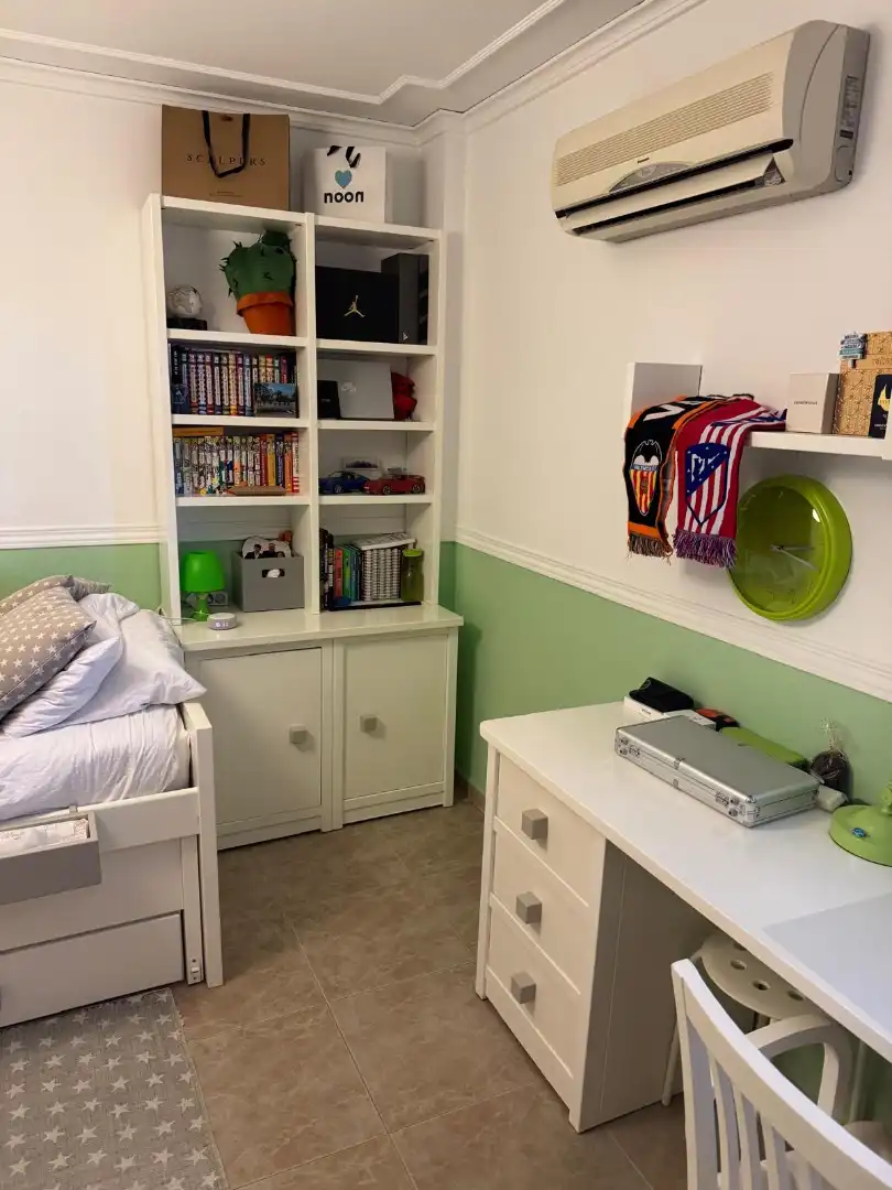 Casa o xalet en venda en Chiva amb Aire condicionat, Calefacció i Jardí privat